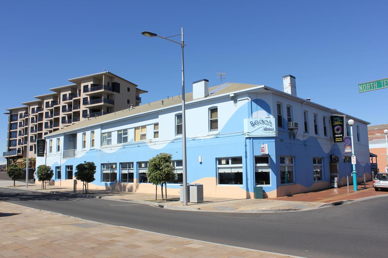 Beach Hotel Бърни Екстериор снимка